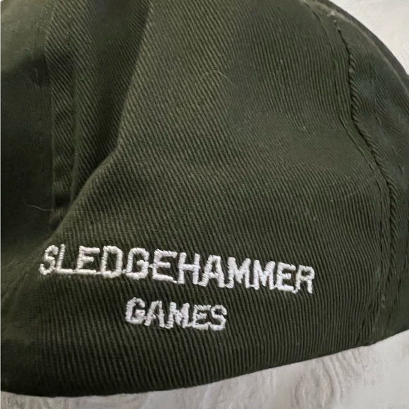 Never Worn Call of Duty baseball cap - Picture 2 of 3